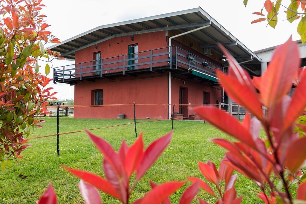 Agriturismo Jesson Rosamund Cantù Екстериор снимка