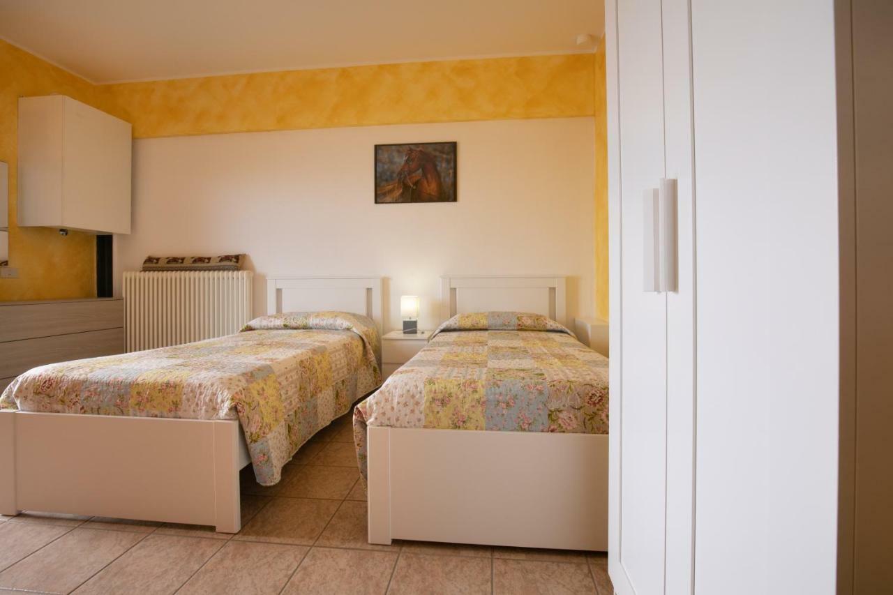 Agriturismo Jesson Rosamund Cantù Екстериор снимка